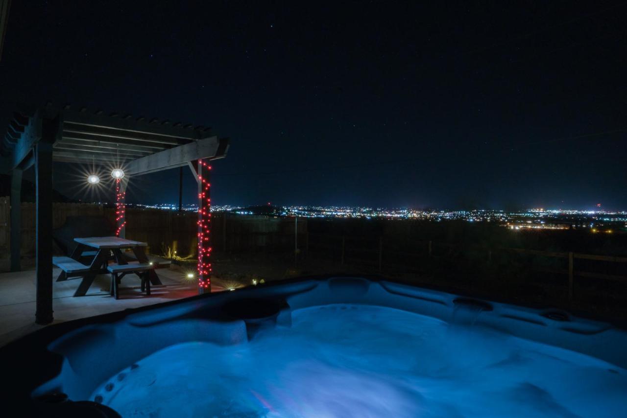 טוונטיניין פאלמס Desert Twilight 29 - Hot Tub & Ev Charger מראה חיצוני תמונה